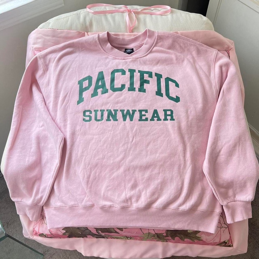 oversized pacsun sweatshirt light baby pink
